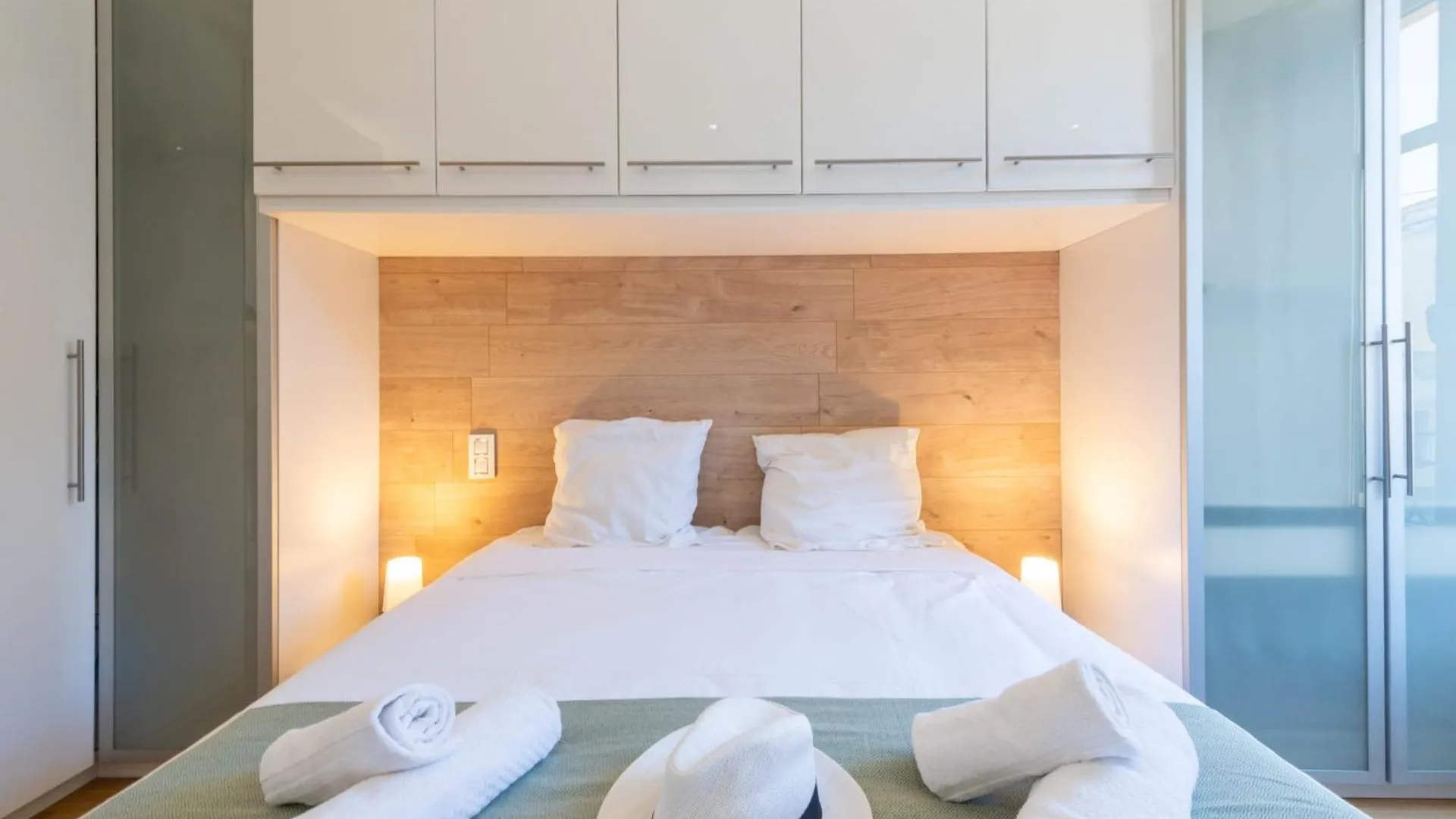 Air-Conditioned 2-Br Apartment With Garage Near The Beach Cannes